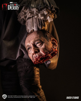 Queen Studios IT: Welcome to Derry Season 1 - Pennywise (Single Version) 1/3 Statue