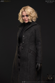 JND Studios Catwoman & Selina Kyle of Batman Returns 1/3 Statue
