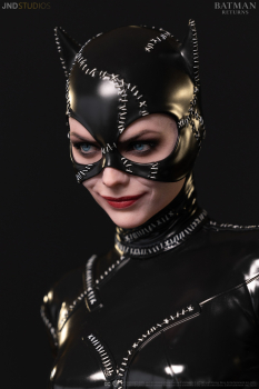 JND Studios Catwoman & Selina Kyle of Batman Returns 1/3 Statue