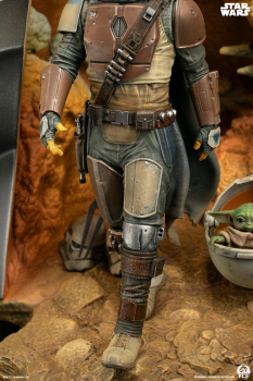 Premium Collectibles Studio The Mandalorian - Fine Art Bust