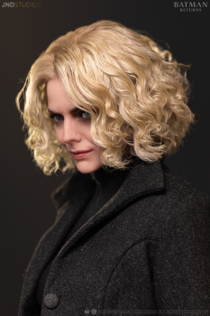 JND Studios Catwoman & Selina Kyle of Batman Returns 1/3 Statue