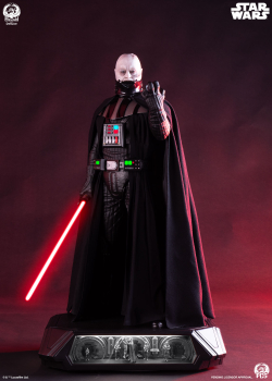 Premium Collectibles Studio Darth Vader - Hyperreal 1/3 Scale Statue