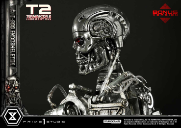 Prime 1 Studio Terminator 2: Judgment Day T-800 Endoskeleton (DX-Bonus Version) 1/3 Statue