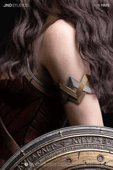 JND Studios Platinum - Wonder Woman of Justice League 1/6 HMS Statue