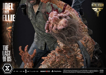 Prime 1 Studio The Last of Us Part Ⅰ - Joel ＆ Ellie 1/4 Statue