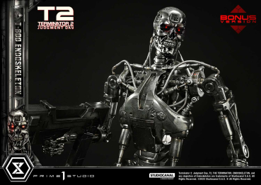 Prime 1 Studio Terminator 2: Judgment Day T-800 Endoskeleton (DX-Bonus Version) 1/3 Statue