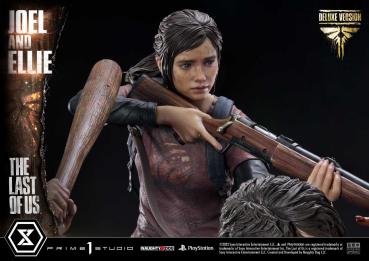 Prime 1 Studio The Last of Us Part Ⅰ - Joel ＆ Ellie 1/4 Statue