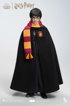 INART Collectibles Harry Potter and the Philosopher’s Stone - Harry Potter (Standard) 1/6 Collectible Figure