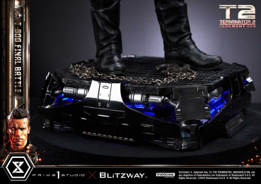 Prime 1 Studio Terminator 2: Judgment Day T-800 Final Battle (DX-Bonus Version) 1/3 Statue