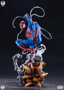 Premium Collectibles Studio Spider-Man (Deluxe Version) 1/3 Scale Statue