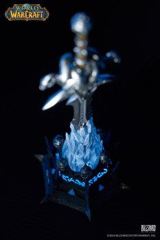 HEX Collectibles Frostmourne Replica