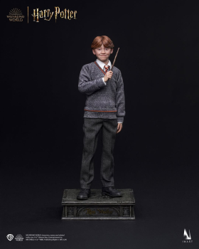 INART Collectibles Harry Potter and the Philosophers Stone - Ron Weasley (Standard) 1/6 Collectible Figure