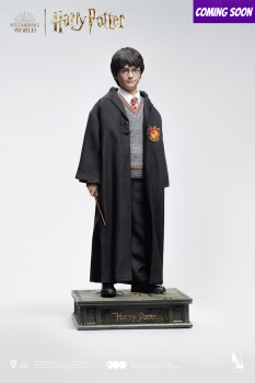 INART Collectibles Harry Potter and the Philosopher’s Stone - Harry Potter (Standard) 1/6 Collectible Figure