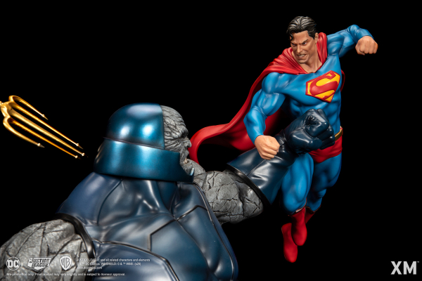 XM Studios JLA vs Darkseid