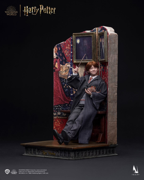 INART Collectibles Harry Potter and the Philosophers Stone - Ron Weasley (Deluxe) 1/6 Collectible Figure
