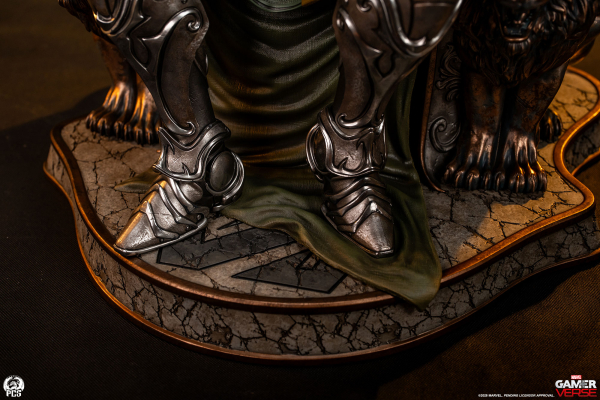 Premium Collectibles Studio Dr Doom 1/3 Scale Statue
