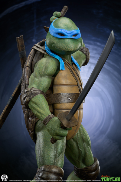 Premium Collectibles Studio TMNT - Leonardo (Regular Edition) 1/2 Scale Statue