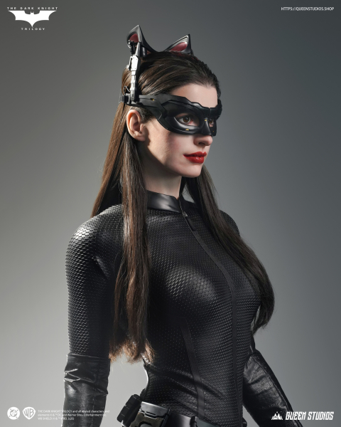 Queen Studios The Dark Knight Rises - Catwoman 1:1 Life-Size Statue