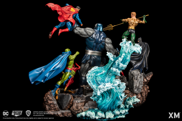 XM Studios JLA vs Darkseid