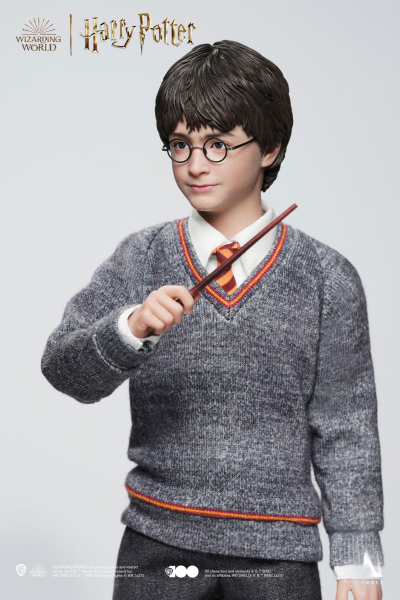 INART Collectibles Harry Potter and the Philosopher’s Stone - Harry Potter (Standard) 1/6 Collectible Figure