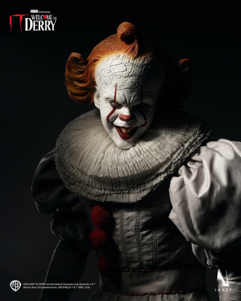 INART Collectibles IT: Welcome to Derry Season 1 - Pennywise 1/6 Collectible Figure