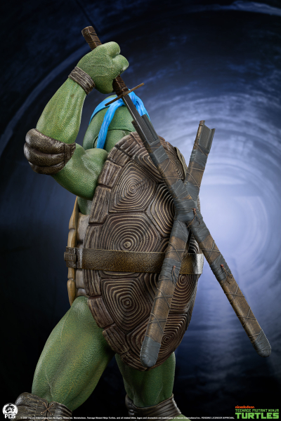 Premium Collectibles Studio TMNT - Leonardo (Regular Edition) 1/2 Scale Statue