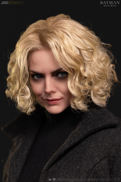 JND Studios Catwoman & Selina Kyle of Batman Returns 1/3 Statue