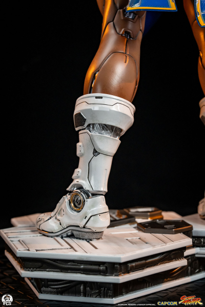 Premium Collectibles Studio Street Fighter - Chun-Li Android (Classic) 1/4 Statue