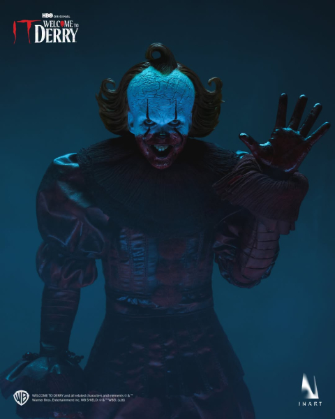 INART Collectibles IT: Welcome to Derry Season 1 - Pennywise (Bloody Version) 1/6 Collectible Figure