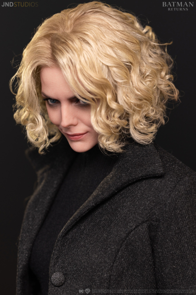 JND Studios Catwoman & Selina Kyle of Batman Returns 1/3 Statue