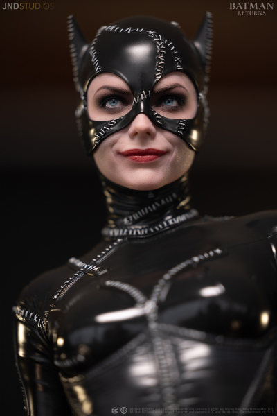 JND Studios Catwoman & Selina Kyle of Batman Returns 1/3 Statue
