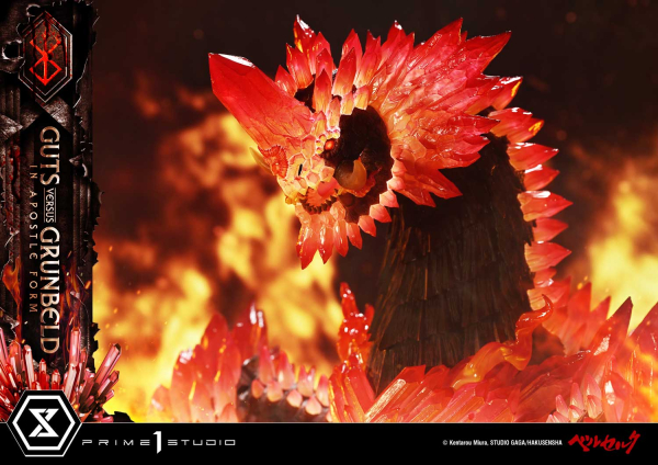 Prime 1 Studio Berserk - Guts Versus Grunbeld in Apostle Form Statue