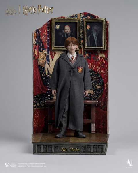 INART Collectibles Harry Potter and the Philosophers Stone - Ron Weasley (Deluxe) 1/6 Collectible Figure