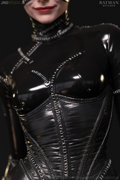 JND Studios Catwoman & Selina Kyle of Batman Returns 1/3 Statue