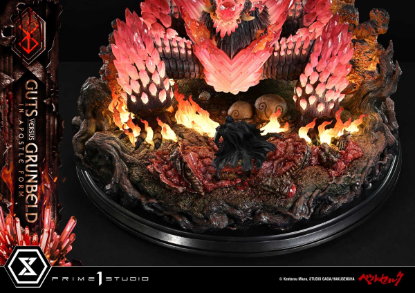 Prime 1 Studio Berserk - Guts Versus Grunbeld in Apostle Form Statue