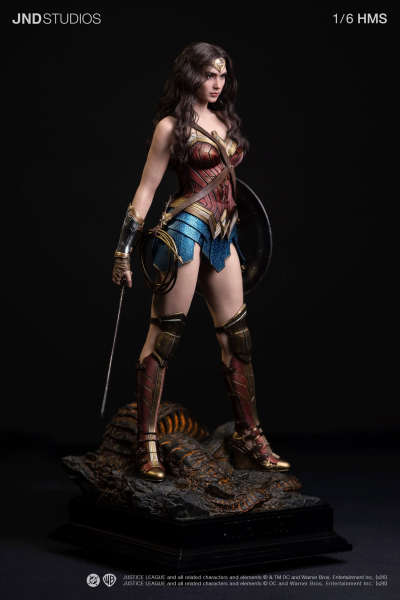 JND Studios Platinum - Wonder Woman of Justice League 1/6 HMS Statue