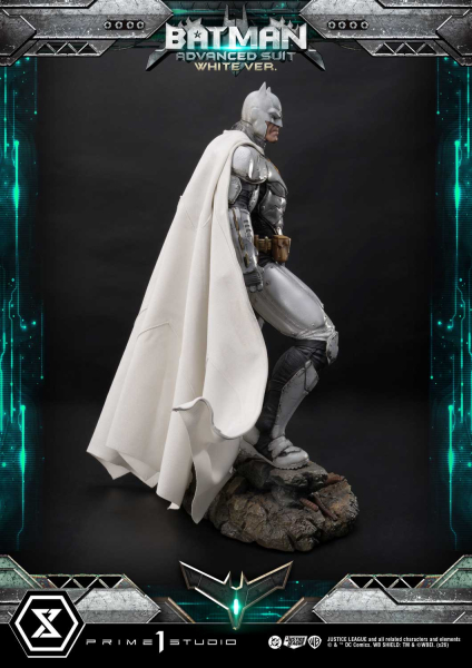 Prime 1 Studio Justice League (Comics) - Batman Advanced Suit (White Version) Statue