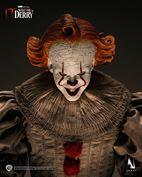 INART Collectibles IT: Welcome to Derry Season 1 - Pennywise 1/6 Collectible Figure