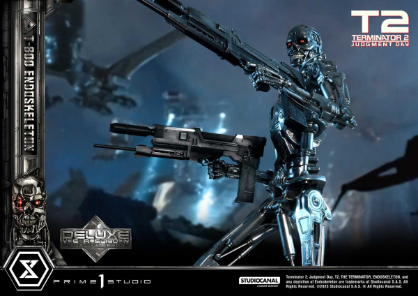 Prime 1 Studio Terminator 2: Judgment Day T-800 Endoskeleton (DX-Bonus Version) 1/3 Statue