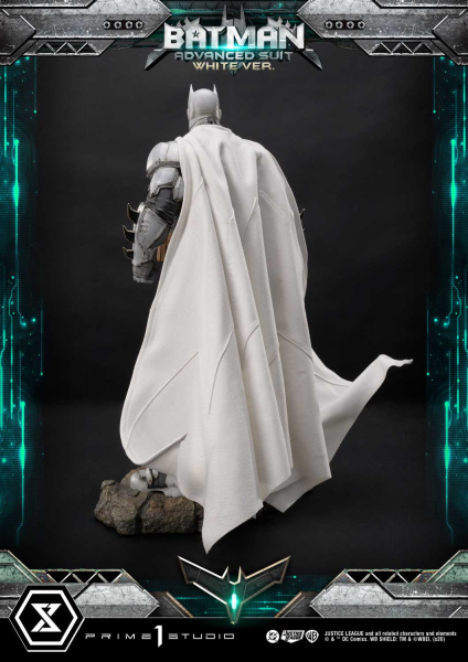 Prime 1 Studio Justice League (Comics) - Batman Advanced Suit (White Version) Statue