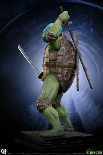 Premium Collectibles Studio TMNT - Leonardo (Regular Edition) 1/2 Scale Statue