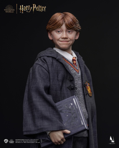 INART Collectibles Harry Potter and the Philosophers Stone - Ron Weasley (Standard) 1/6 Collectible Figure