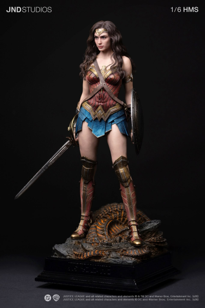 JND Studios Platinum - Wonder Woman of Justice League 1/6 HMS Statue