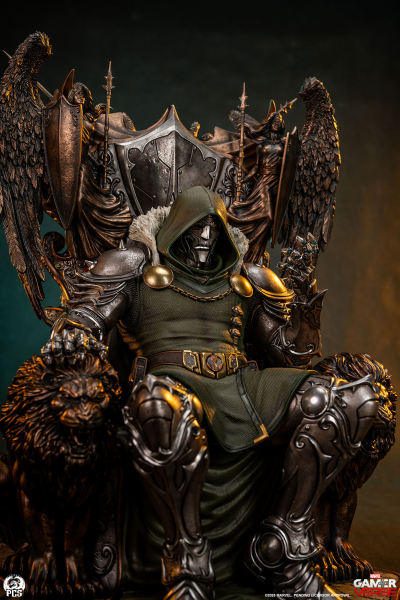 Premium Collectibles Studio Dr Doom 1/3 Scale Statue