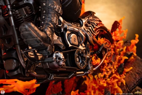 Premium Collectibles Studio Ghost Rider - Variant Edition 1/3 Scale Statue