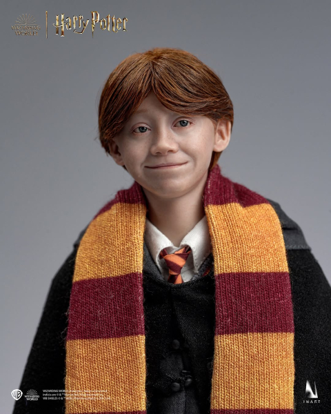 INART Collectibles Harry Potter and the Philosophers Stone - Ron Weasley (Deluxe) 1/6 Collectible Figure