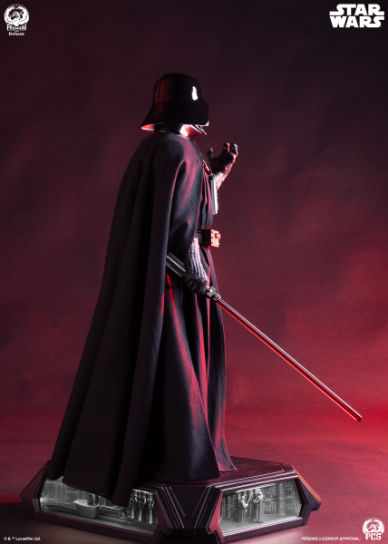 Premium Collectibles Studio Darth Vader - Hyperreal 1/3 Scale Statue
